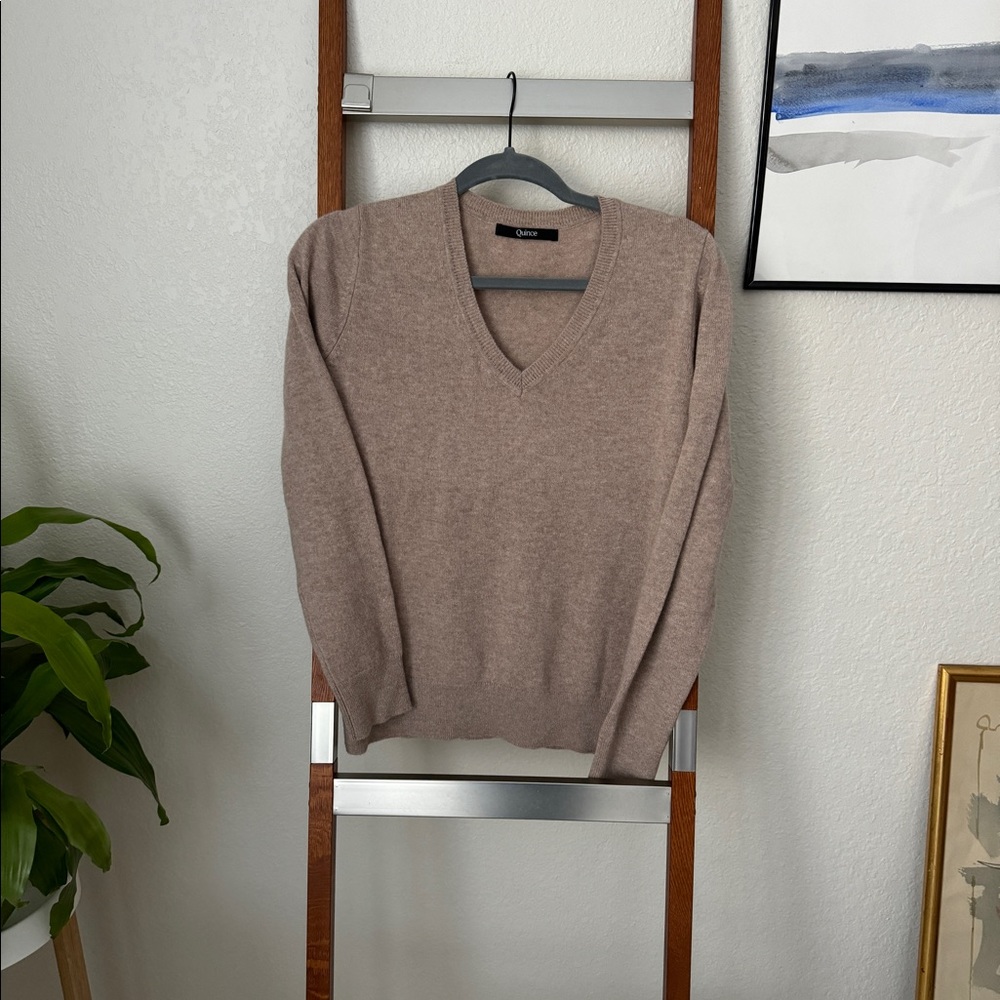 Quince cashmere sweater size S